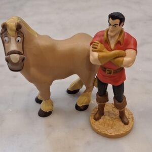 Disney Beauty and the Beast Gaston Action Figure with Horse Cake Topper Display‎